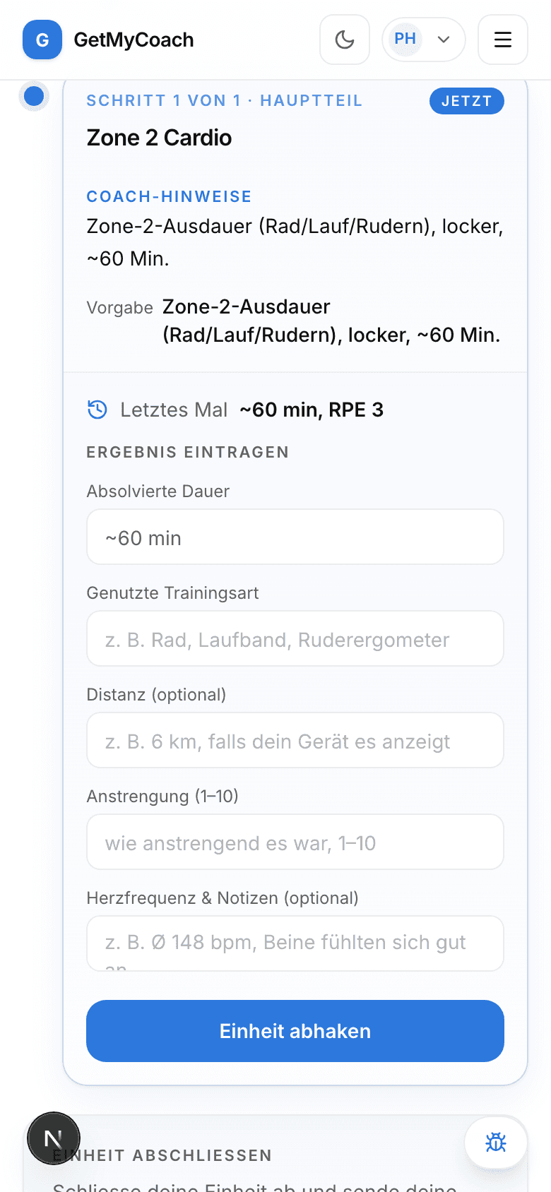 Eine GetMyCoach-Übung auf dem Smartphone beim Protokollieren — die Coaching-Hinweise, Sätze, Wiederholungen und das Zielgewicht, eine Demo der Bewegung und die Felder zum Eintragen deines Ergebnisses